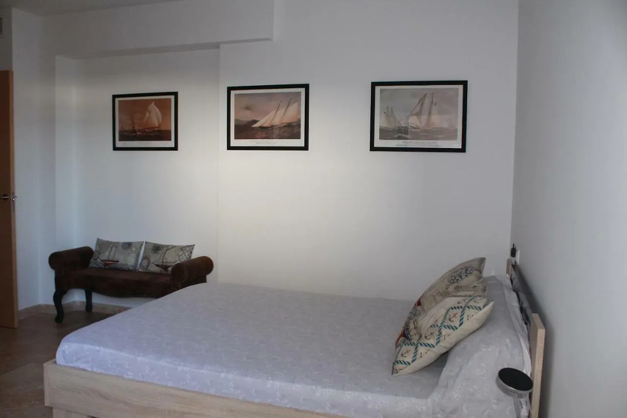 Lo Flamenc Apartment Deltebre